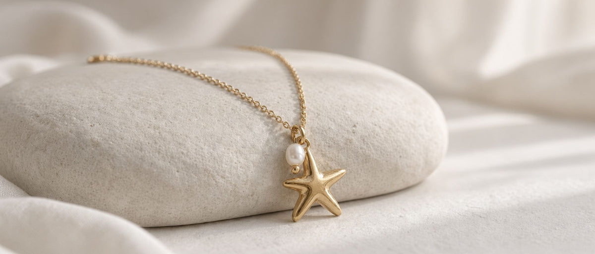 golden_starfish_necklace with imitation pearl